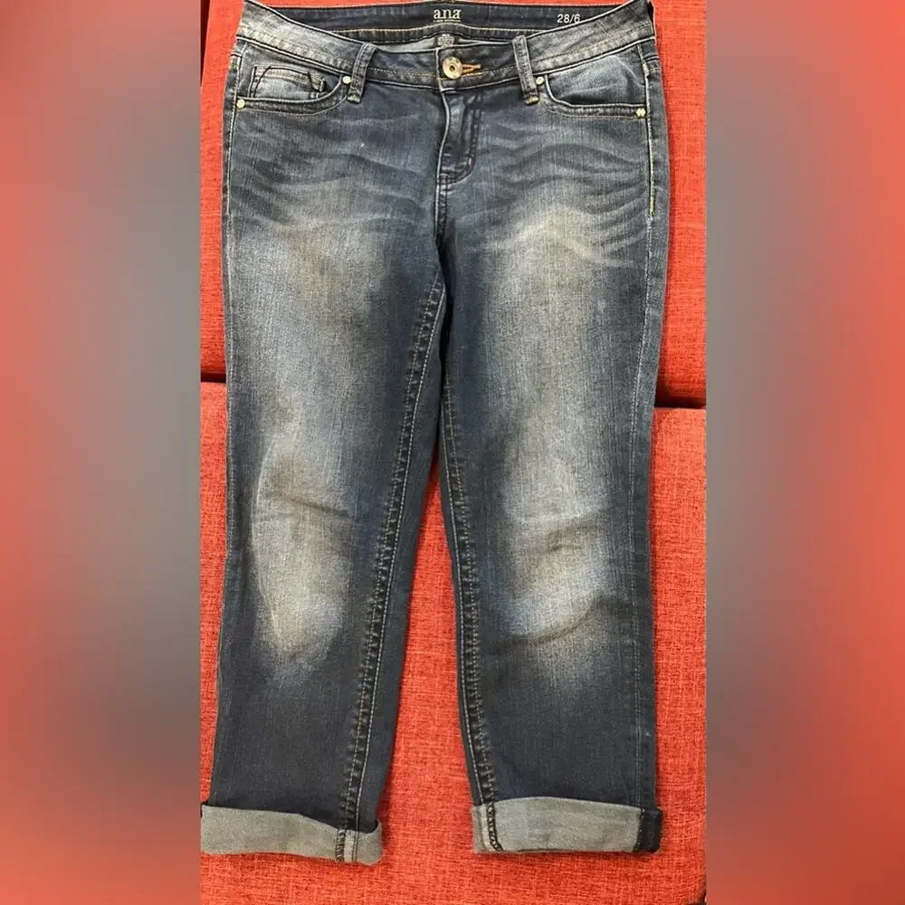 A.N.A. A New Approach Women's Capris Faded Blue Crop Stretch Pants Jeans‎ Sz 6